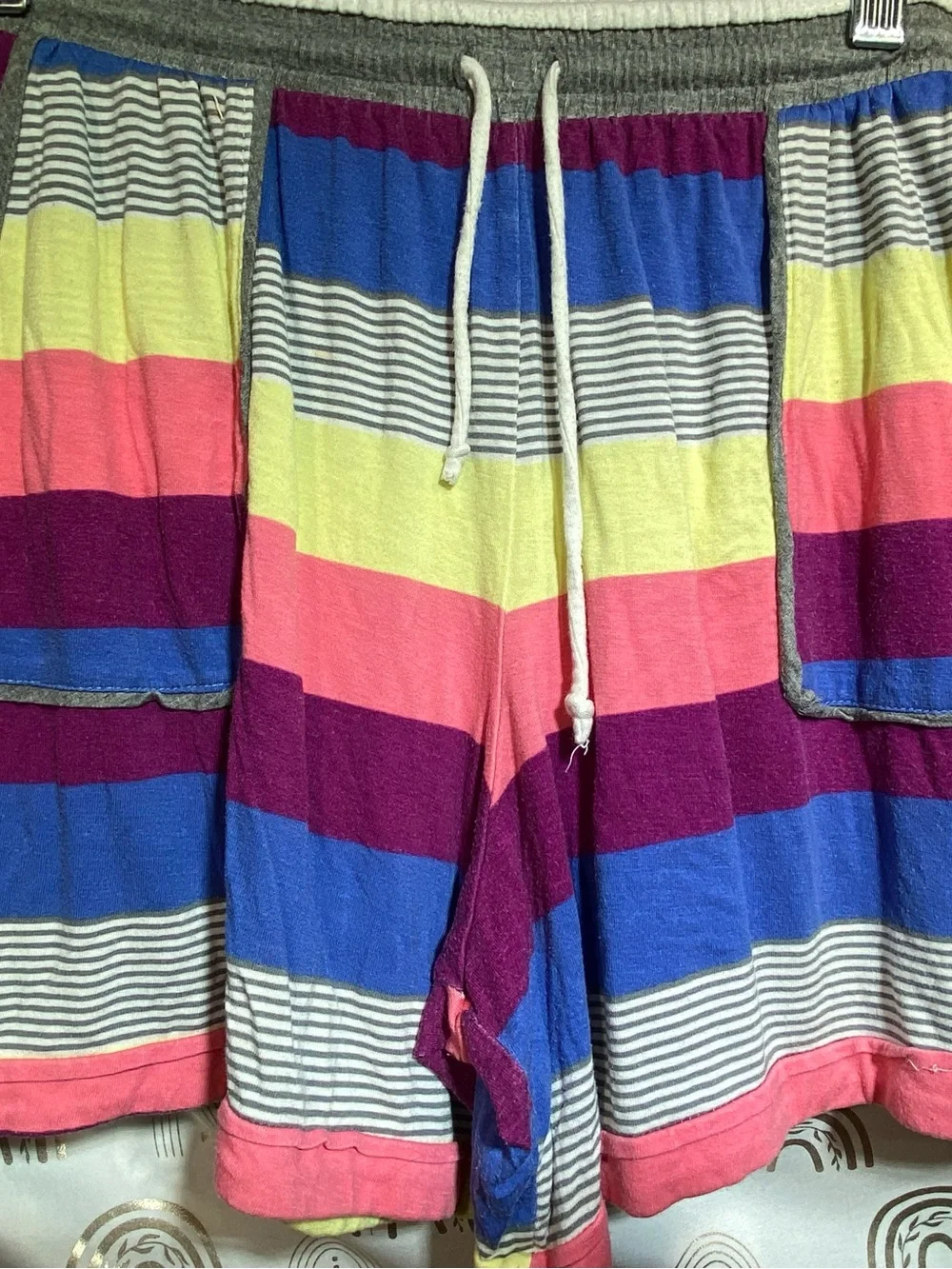 Casual Multi-Stripe Drawstring Men’s Shorts - Pink, Blue, Yellow